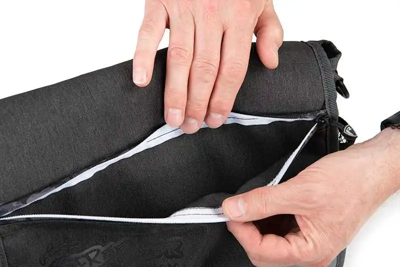 Fox Rage Street Fighter Messenger Bag – Bild 5