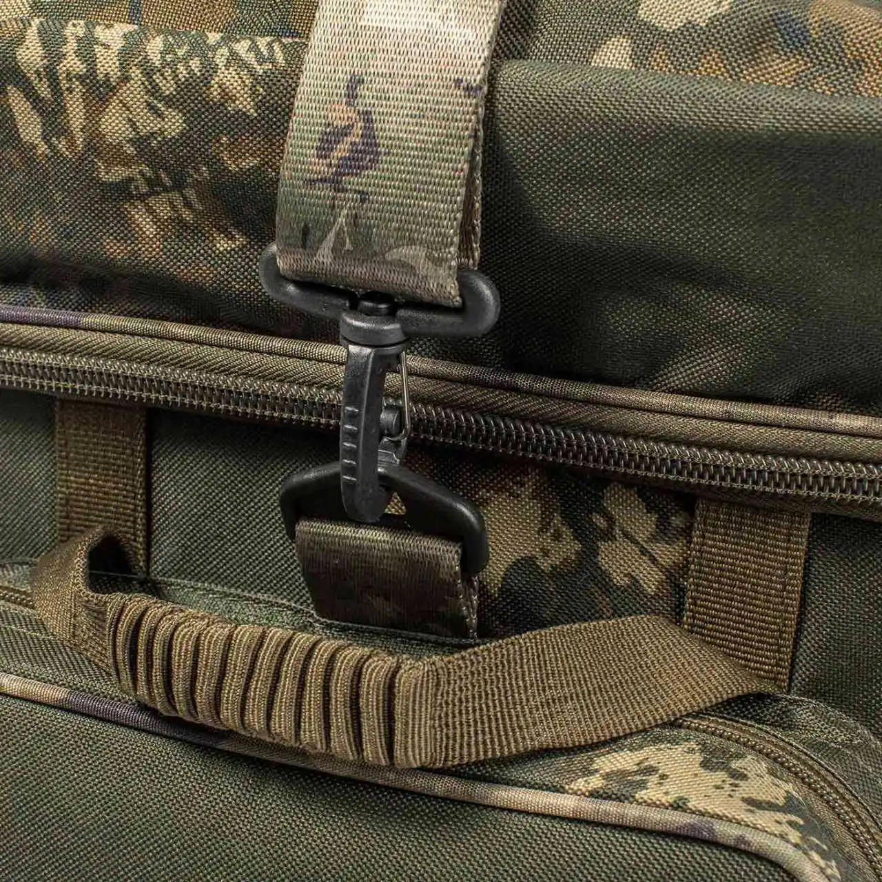 Nash Subterfuge Hi-protect Large – Bild 5